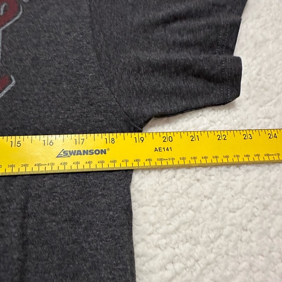 Wakefield Castro Motor Oil Men’s Tshirt Meduim - Picture 5 of 6